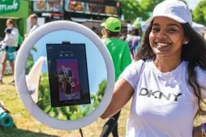 event-mobile-roaming_0001_roaming-photo-booth-rental_0000s_0003_outside roamer - Copy